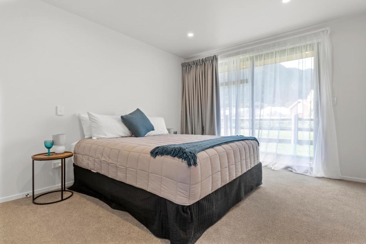 Custom Designed Holiday Home, Next To Cycleway. Te Aroha Exteriör bild