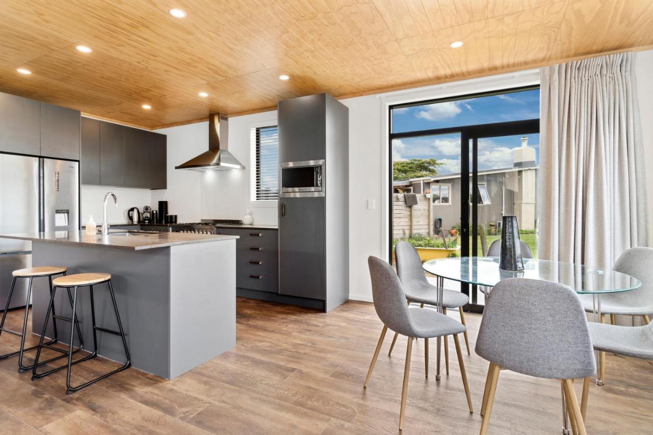 Custom Designed Holiday Home, Next To Cycleway. Te Aroha Exteriör bild