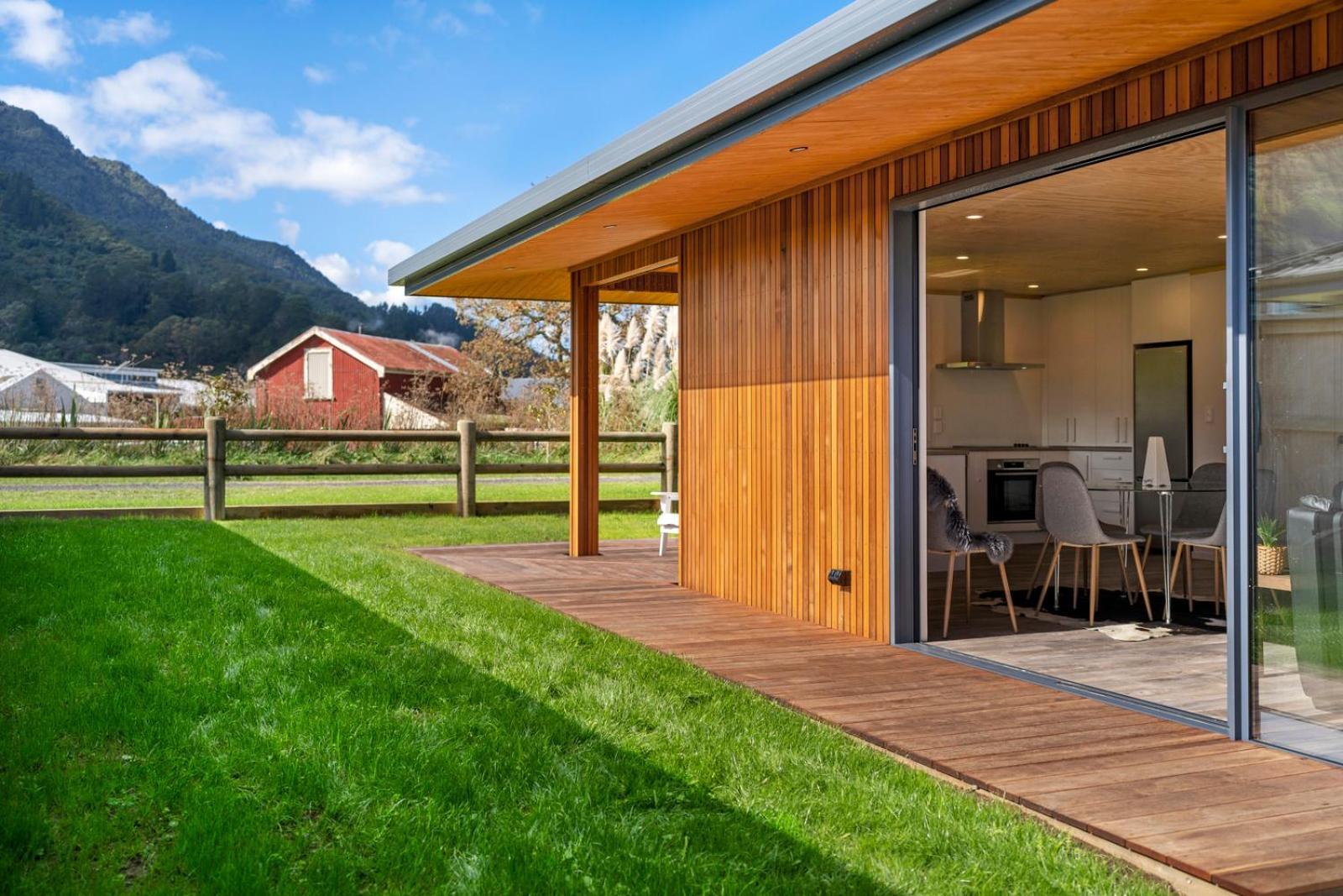 Custom Designed Holiday Home, Next To Cycleway. Te Aroha Exteriör bild